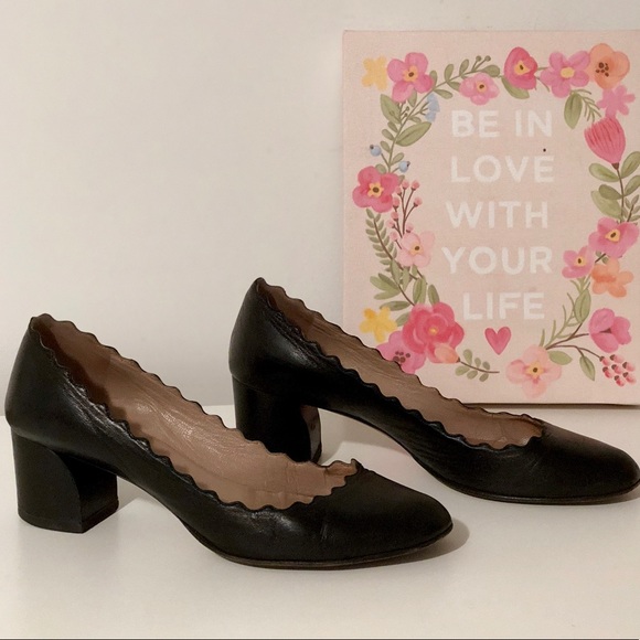 Chloe Shoes - Chloe Scalloped Leather Pump